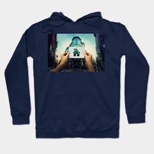 holding house icon Hoodie